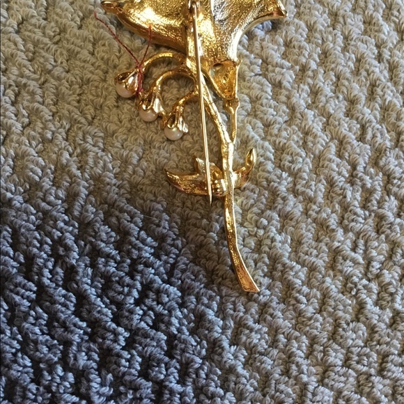 Lilly brooch with pearl Lillies of the valley. - Picture 3 of 3